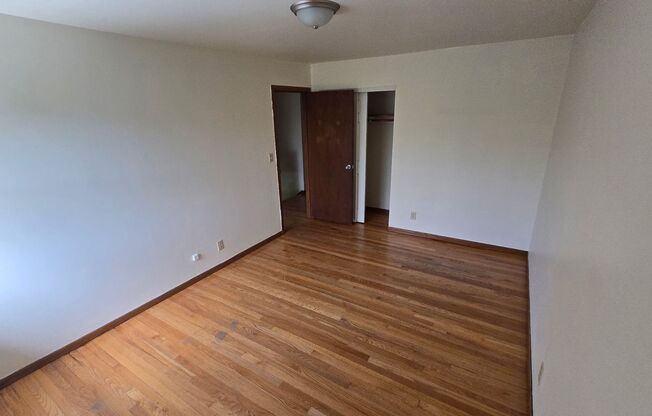 447 S. 86th St