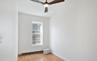 211 KOSCIUSZKO ST