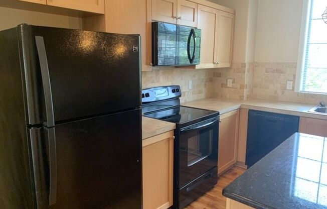 Coming August! Air-Conditioned Villebois Townhome | Pool, Parks, Fitness & More