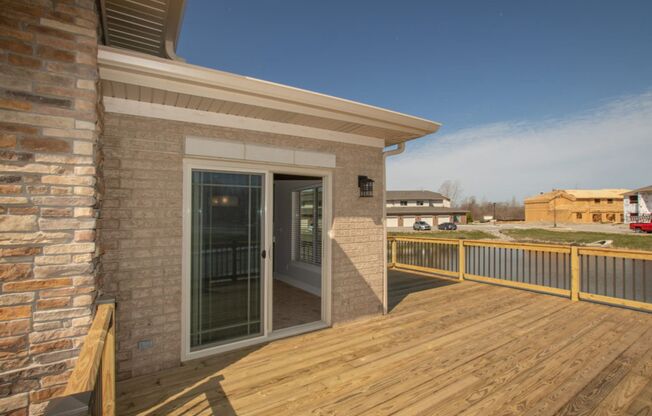 Eagle Crossing Luxury Apartment Homes
