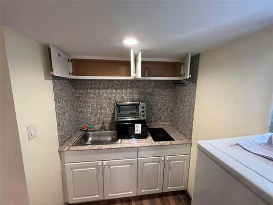 1 bed, 1 bath, 600 sqft, $1,800, Unit # BASEMENT