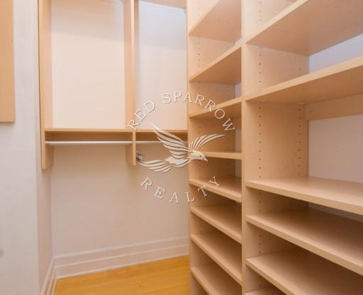 1 bed, 1 bath, 1,704 sqft, $5,895, Unit 17M