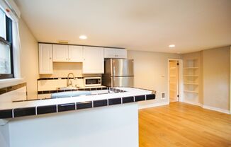 1 bed, 1 bath, $1,245, Unit 342