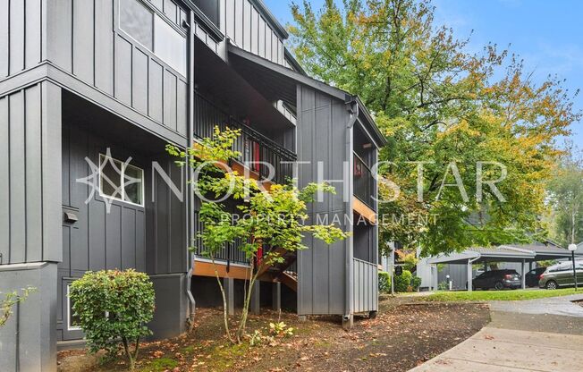 Mt. Park Condo with High Ceilings