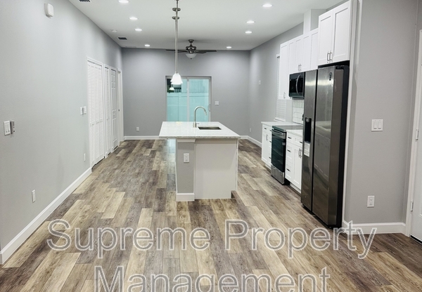 2604 N 29 ST