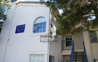 Spectacular Pacific Sunset condo