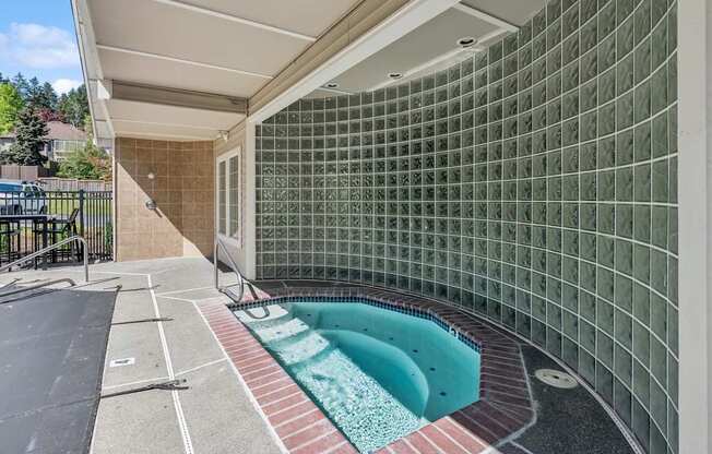 Outdoor jacuzzi