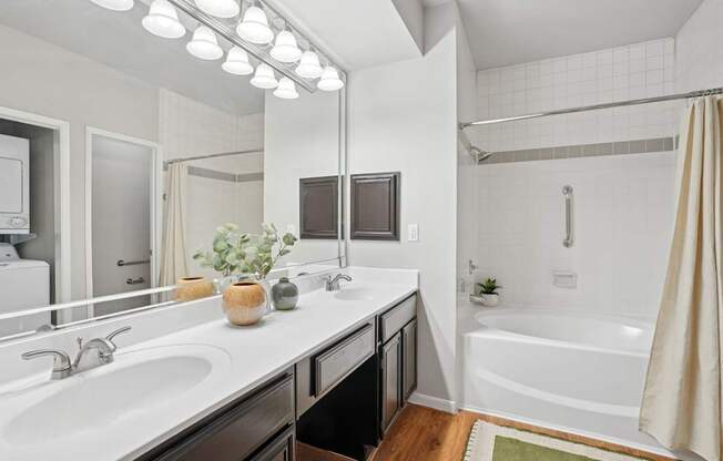 A1 Model Unit at Inverness in Houston, TX