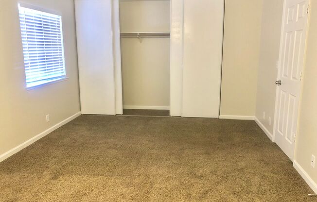 2 beds, 2 baths, 1,185 sqft, $700