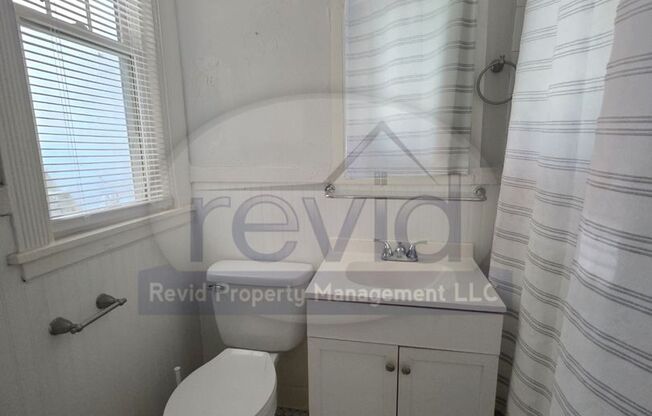 2 beds, 1 bath, 950 sqft, $995, Unit 308-1