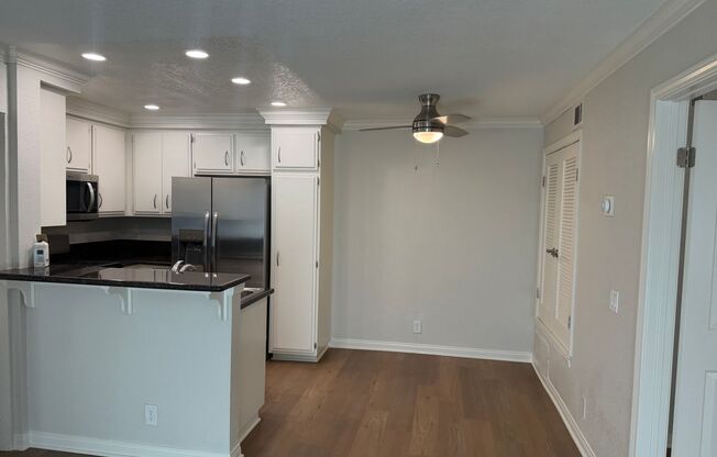 1 bed, 1 bath, 586 sqft, $2,350, Unit 207