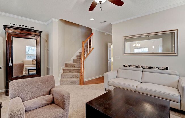 Beautiful  3 bedroom Townhome Living in Apex, NC