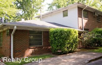667 Idlewild Circle