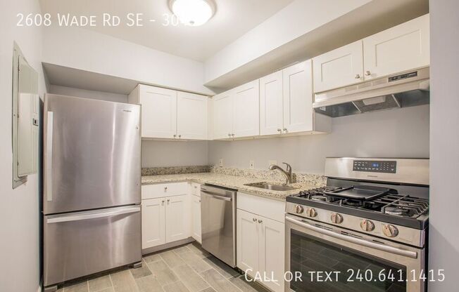 2608 WADE RD SE