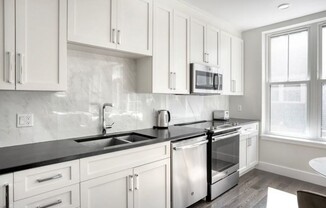 Studio, 1 bath, 450 sqft, $2,600, Unit 205