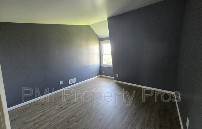 8842 J N 95 ST