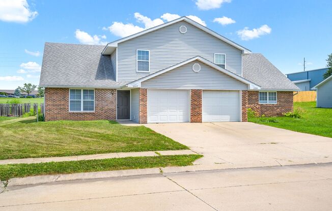 Spacious 4-Bedroom Duplex in Valley View Gardens – $1,500/mo
