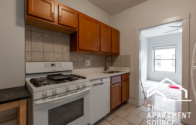 3528 North Broadway St.