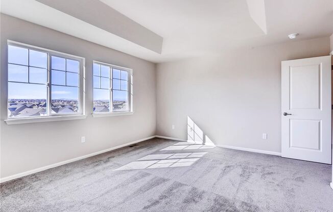 4 beds, 3.5 baths, $3,595