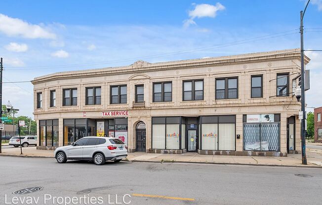 11000-12 S Michigan Ave 42-52 E 110th St