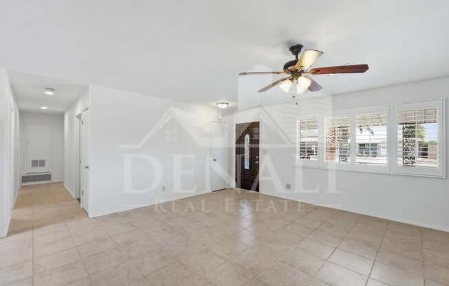 10747 W HOPE DR