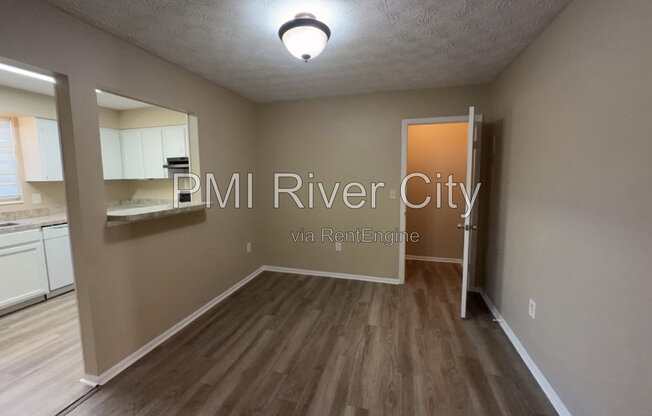 3 beds, 2 baths, 1,320 sqft, $1,600, Unit 227