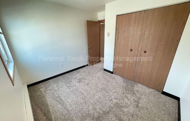 Studio, 1 bath, 400 sqft, $595, Unit 11a
