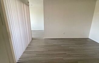 651 E. Commonwealth