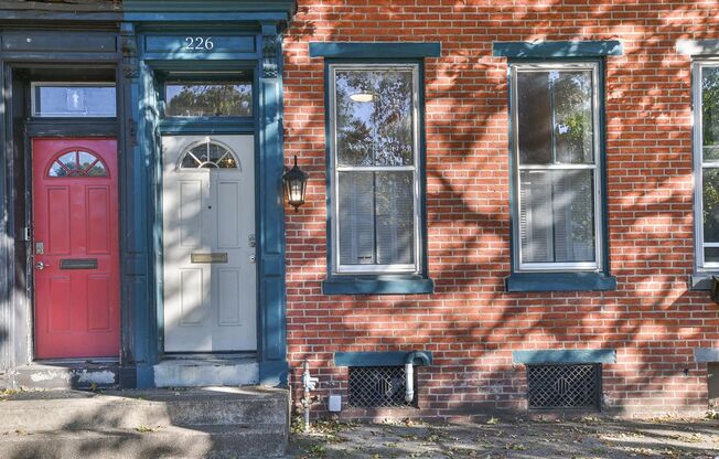 Large 3 Bedroom Single Family Home on Forster St
