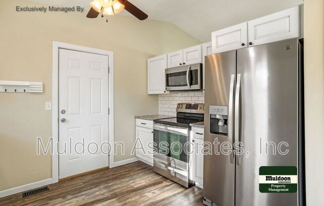 1015 VONDELPARK DR