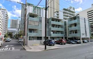 1 BLOCK FROM WAIKIKI BEACH | 1 Bedroom | 1 Bathroom $1450/month