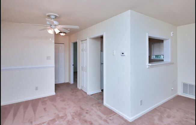 1 bed, 1 bath, 820 sqft, $1,125, Unit 1852-111