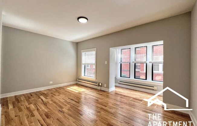 4423 N Wolcott Ave