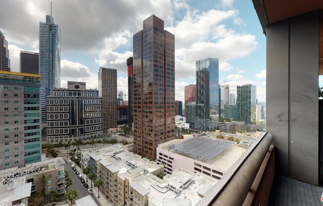 2 beds, 1.5 baths, 1,040 sqft, $3,980, Unit 1708