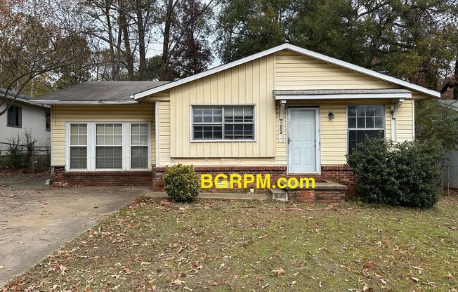 3 Bd, 1 1/2 BA, home in Jacksonville