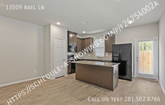 13509 AXEL LN