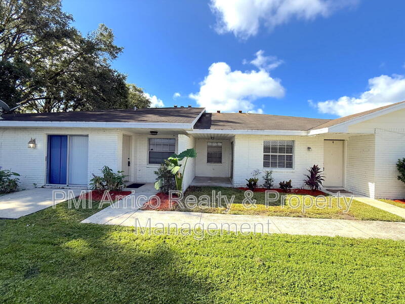 3249 BLOOMINGDALE VILLA CT
