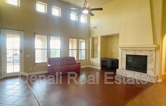 9443 E IRONWOOD BND