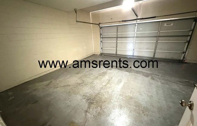 3 beds, 2.5 baths, $2,200