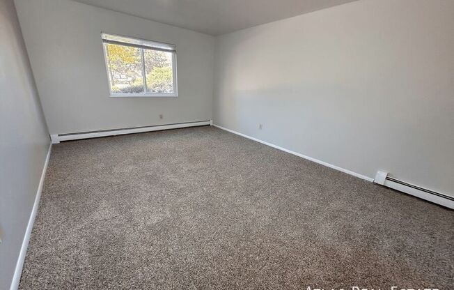 4357 N. Chestnut St.