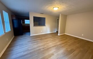 2 beds, 1 bath, 1,000 sqft, $975, Unit RW415