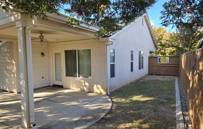 3 beds, 2 baths, $2,400