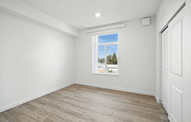 2 beds, 1 bath, 757 sqft, $1,695, Unit 201