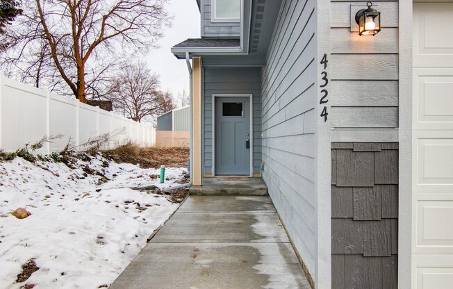 Modern Two Story Duplex for rent in Spokane Valley