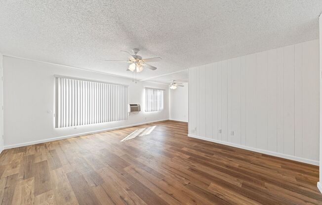 2 beds, 2 baths, 935 sqft, $2,550, Unit 027