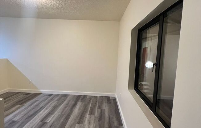 Studio, 1 bath, 484 sqft, $2,095, Unit 26