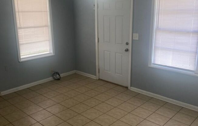 HOME FOR RENT | Sulphur