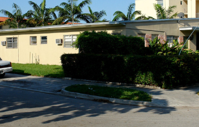 600 SW 10th Street