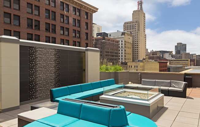 Galtier Towers Apartments in St. Paul, MN Gorgeous Rooftop Lounge