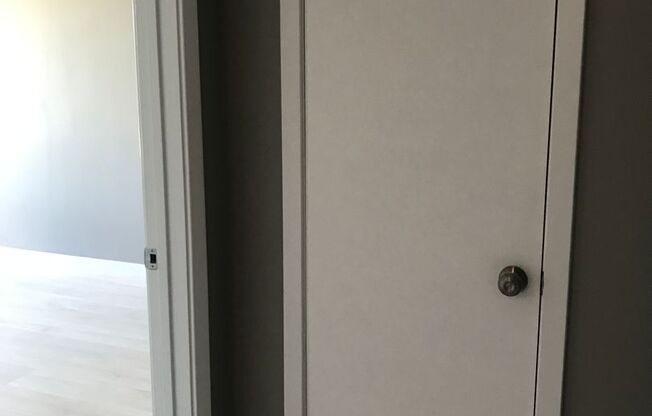 2 beds, 2 baths, $2,795, Unit 205